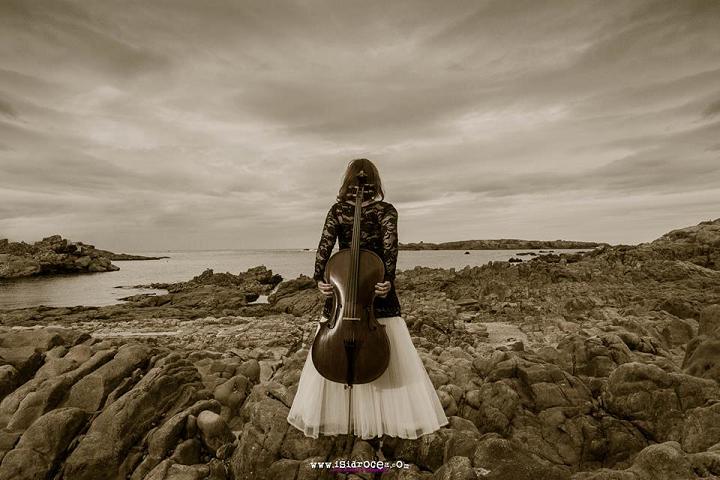 A Sonata de Violoncello e piano de J. Durn no CGAC, con Emma Urango ao cello