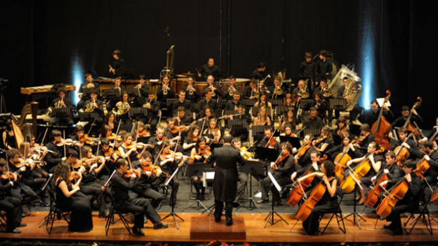 Prtico da Illa de Monteagudo con la Orquesta Gaos 