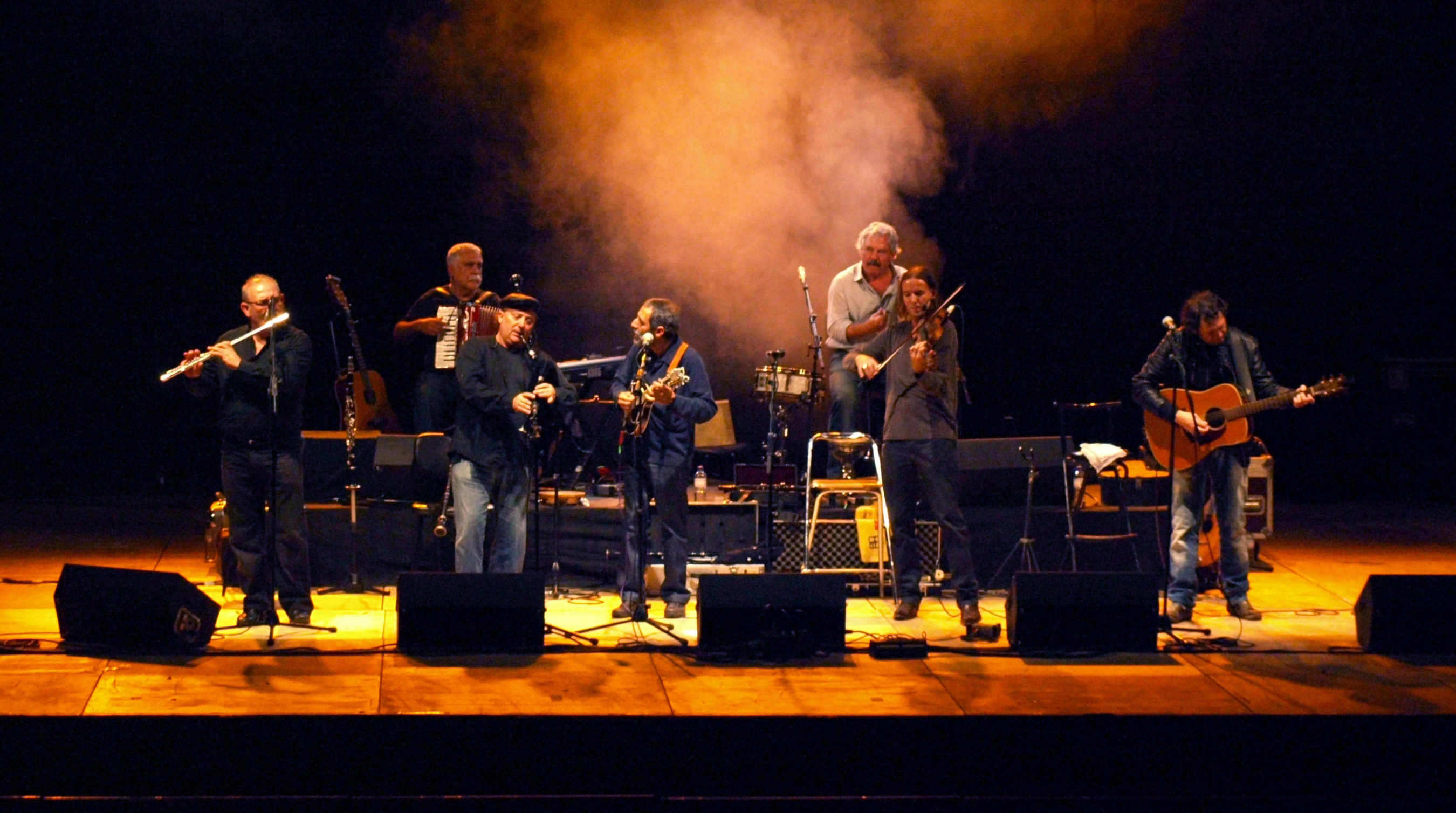 Orquesta RTVE interpreta "Suite de cine" de Milladoiro en orquestacin de Juan Durn